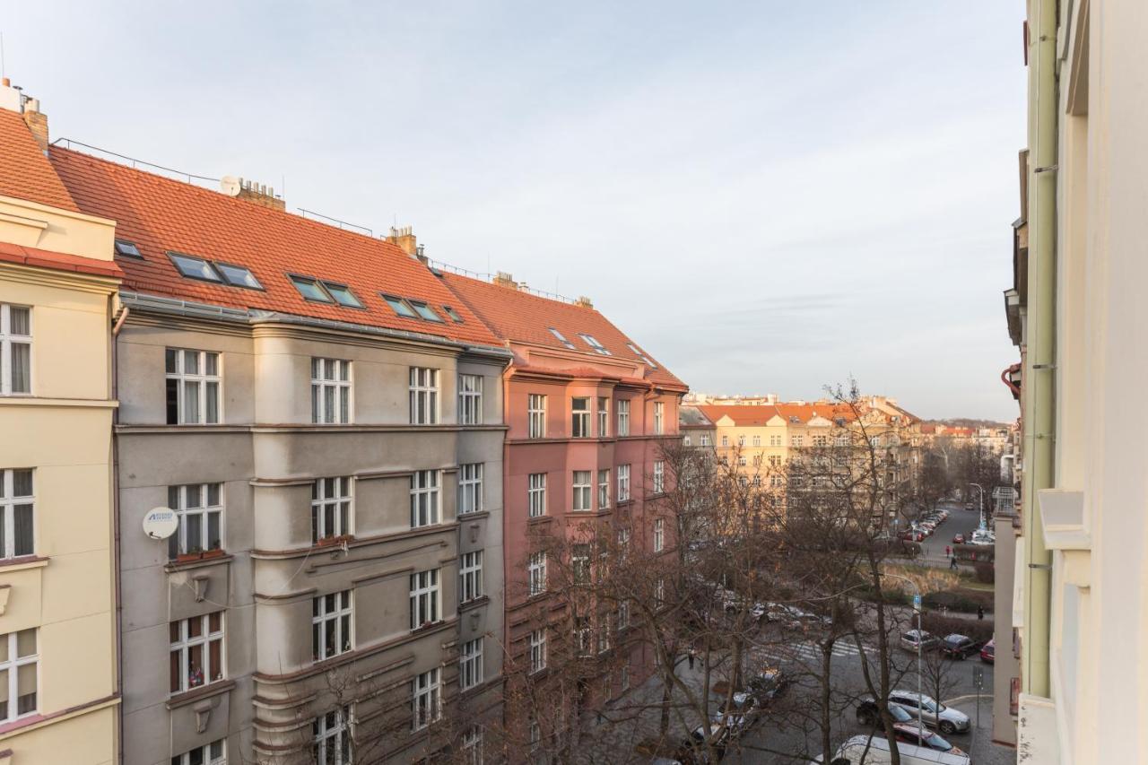 Lampi Aparthotel Prag Exteriör bild