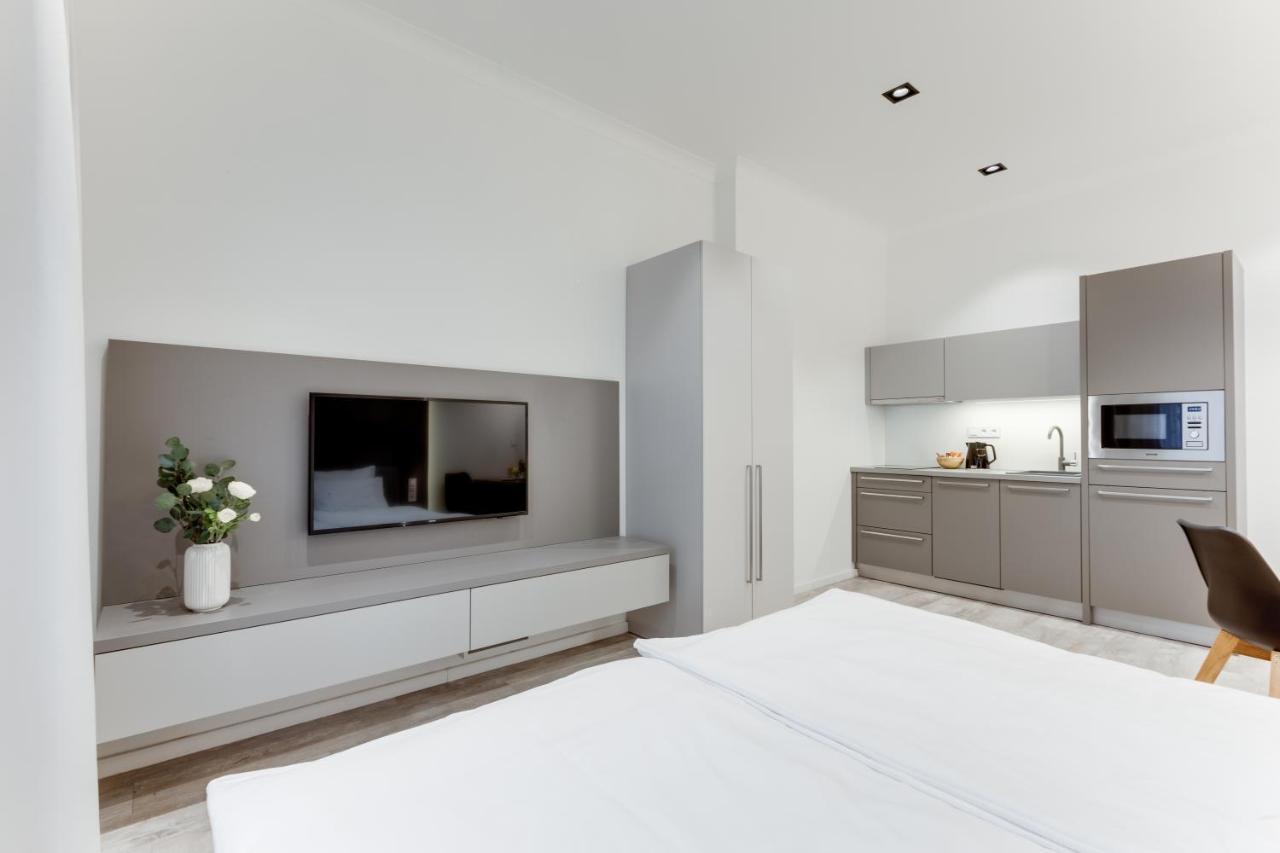 Lampi Aparthotel Prag Exteriör bild