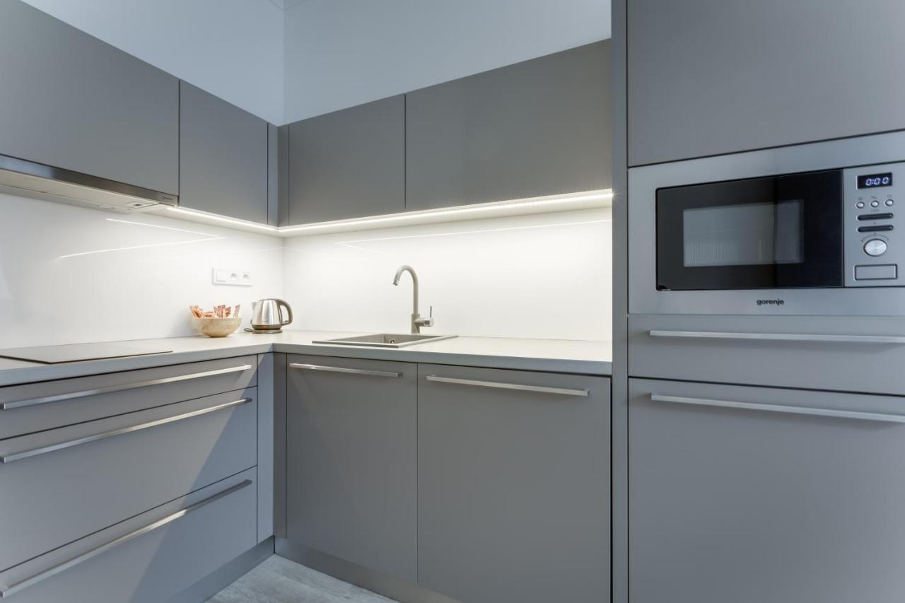 Lampi Aparthotel Prag Exteriör bild